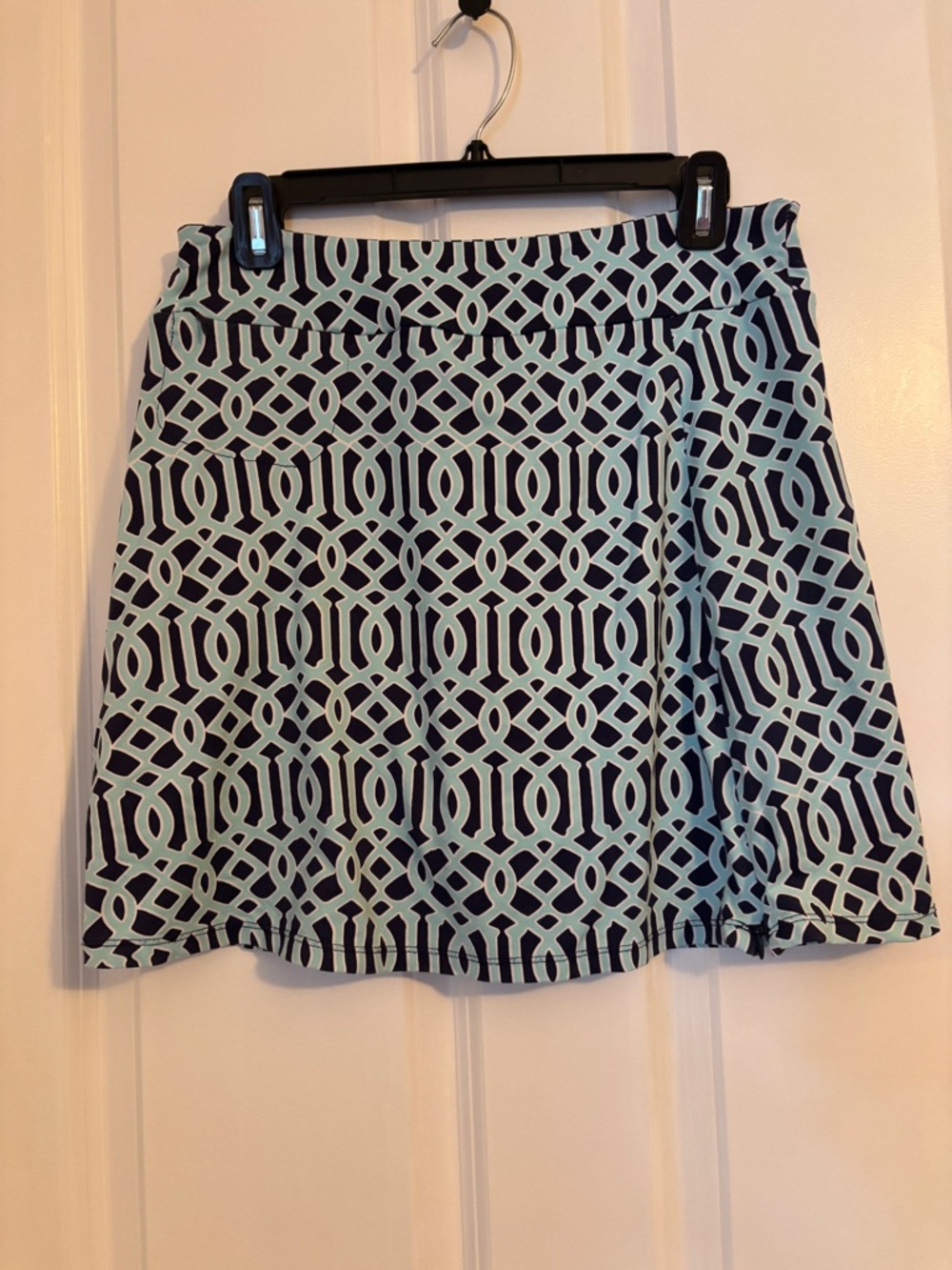 Lulu-B Navy & Lt Blue Geometric Patterned Skort.  Size S. Pocket, Nylon/Spandex